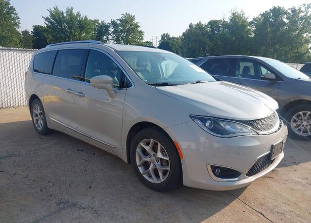 2019 CHRYSLER Pacifica
