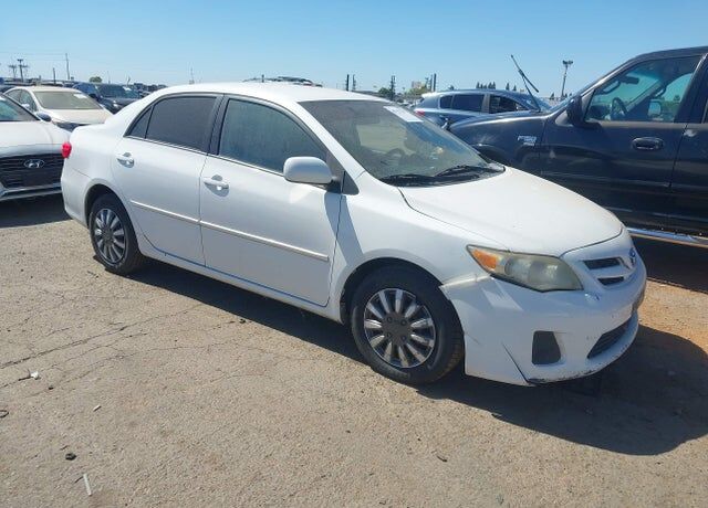 2011 TOYOTA Corolla