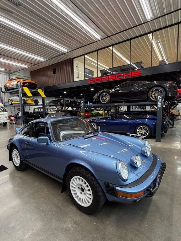 1987 PORSCHE 911