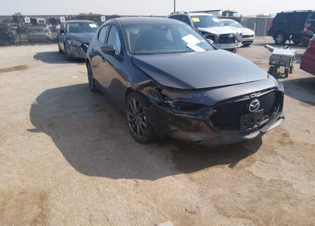 2022 MAZDA Mazda3