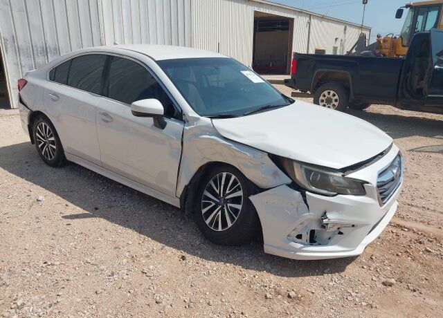 2018 SUBARU Legacy
