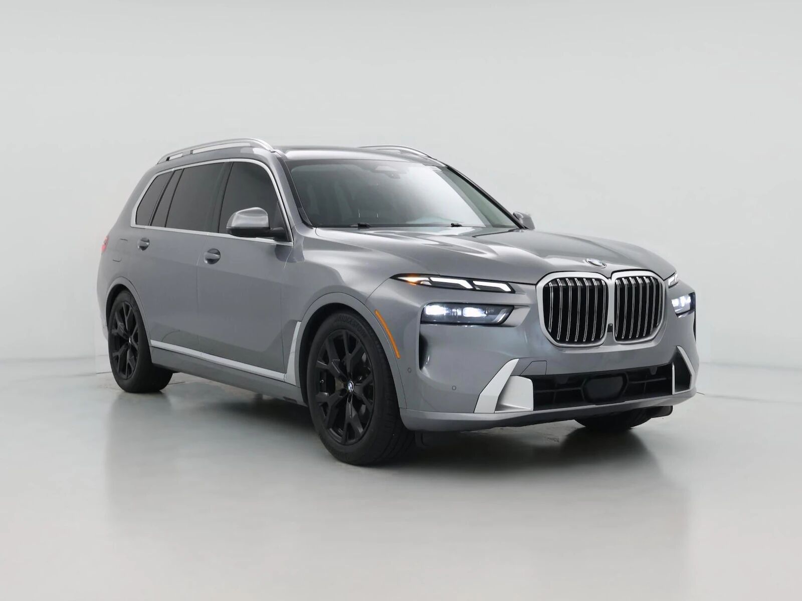 2025 BMW X7