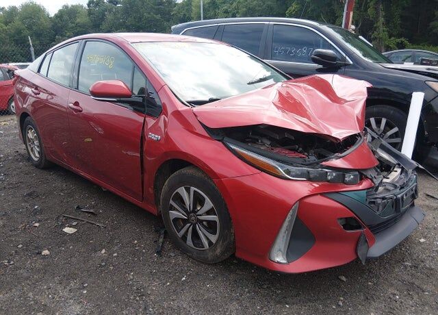 2018 TOYOTA Prius