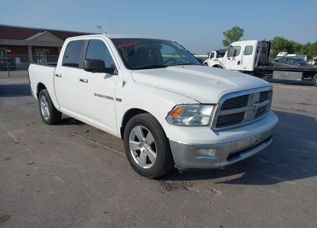 2012 DODGE Ram