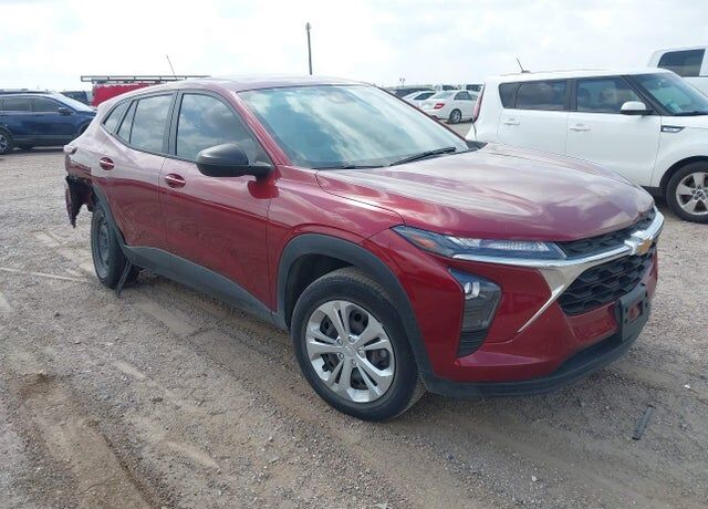 2024 CHEVROLET Trax