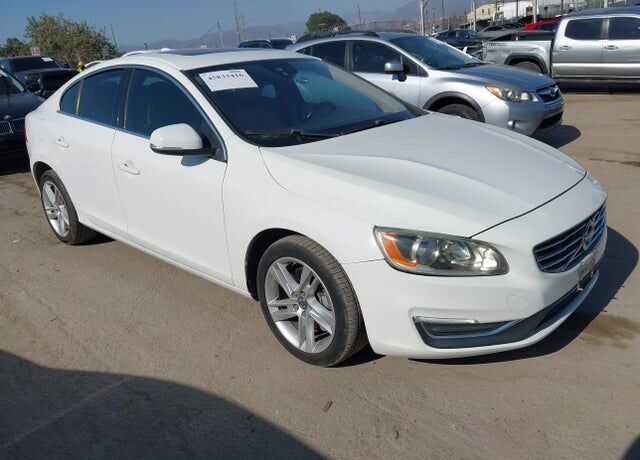 2014 VOLVO S60