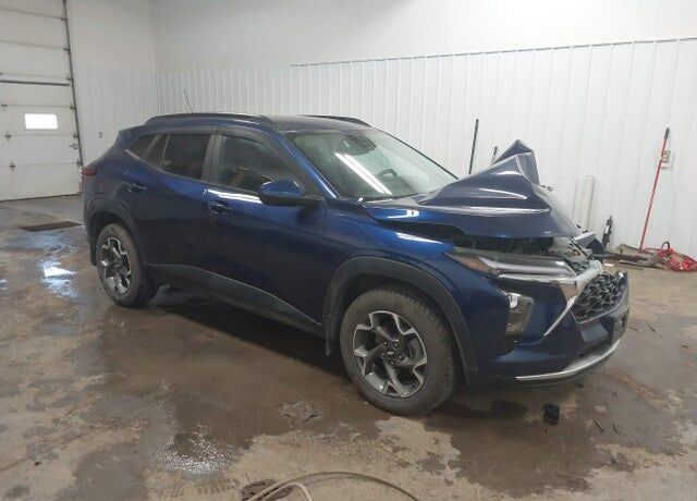 2024 CHEVROLET Trax