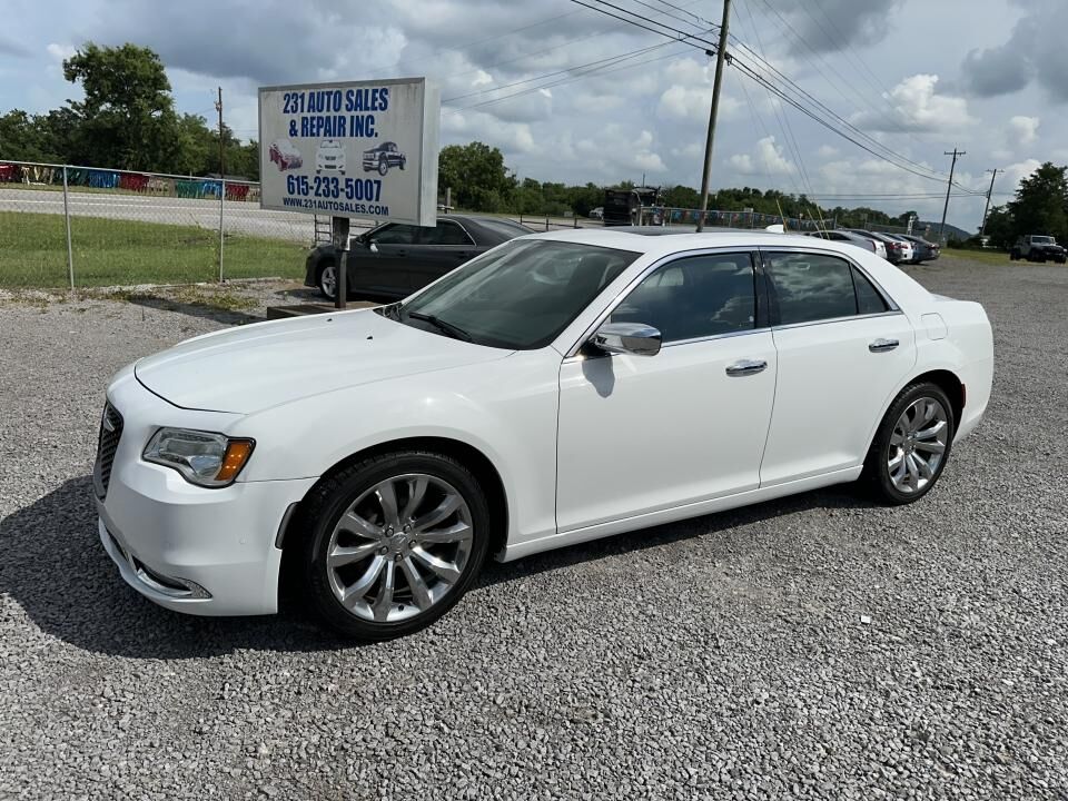 2018 CHRYSLER 300