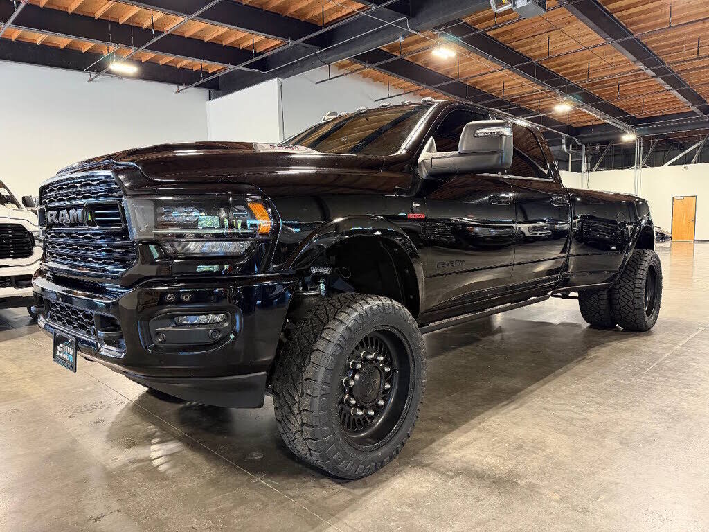 2024 RAM 3500