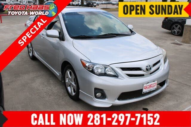 2013 TOYOTA Corolla