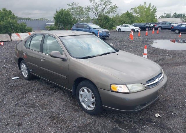 1999 NISSAN Altima