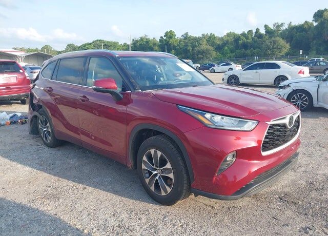 2020 TOYOTA Highlander