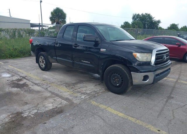 2012 TOYOTA Tundra