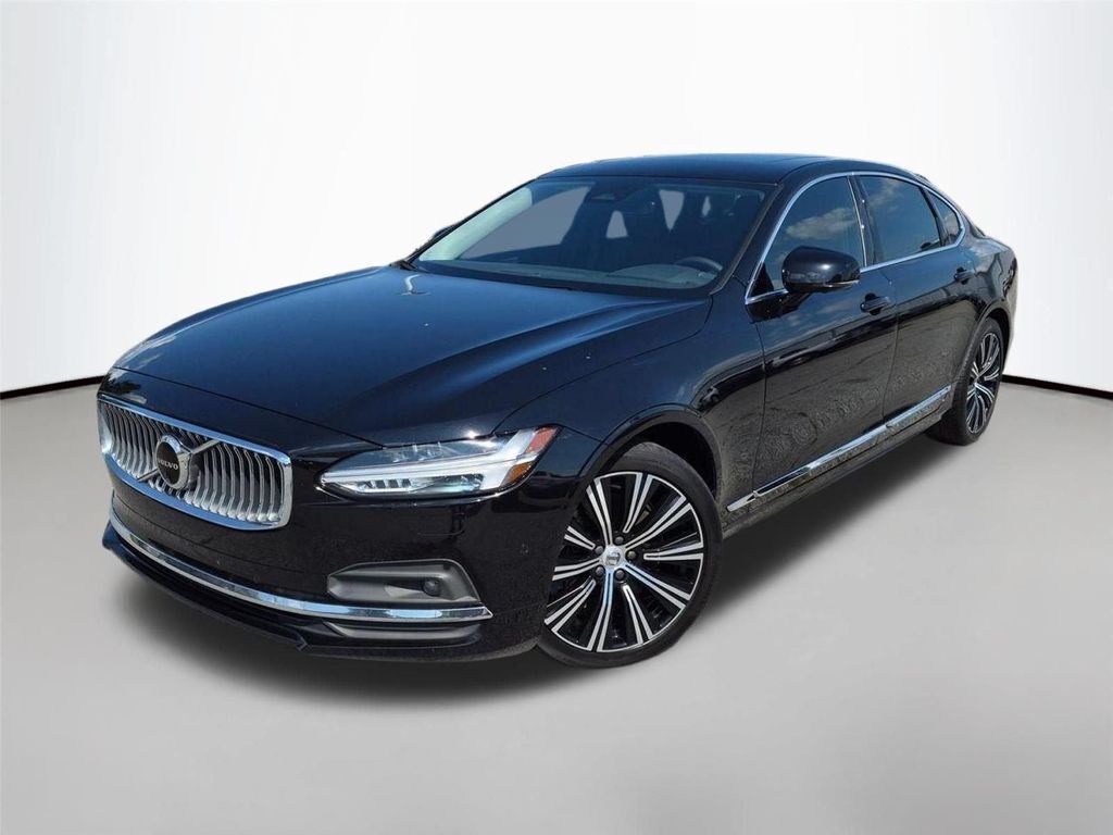 2024 VOLVO S90