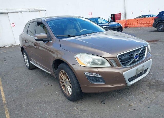 2010 VOLVO XC60