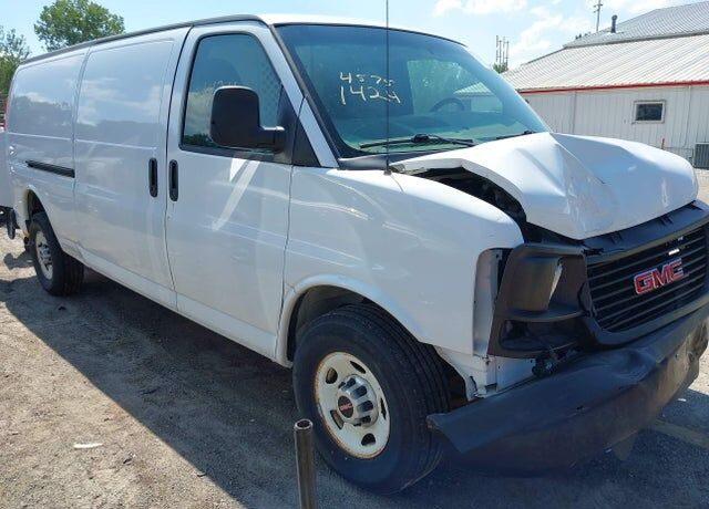 2013 GMC Savana