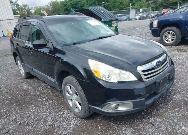 2011 SUBARU Outback