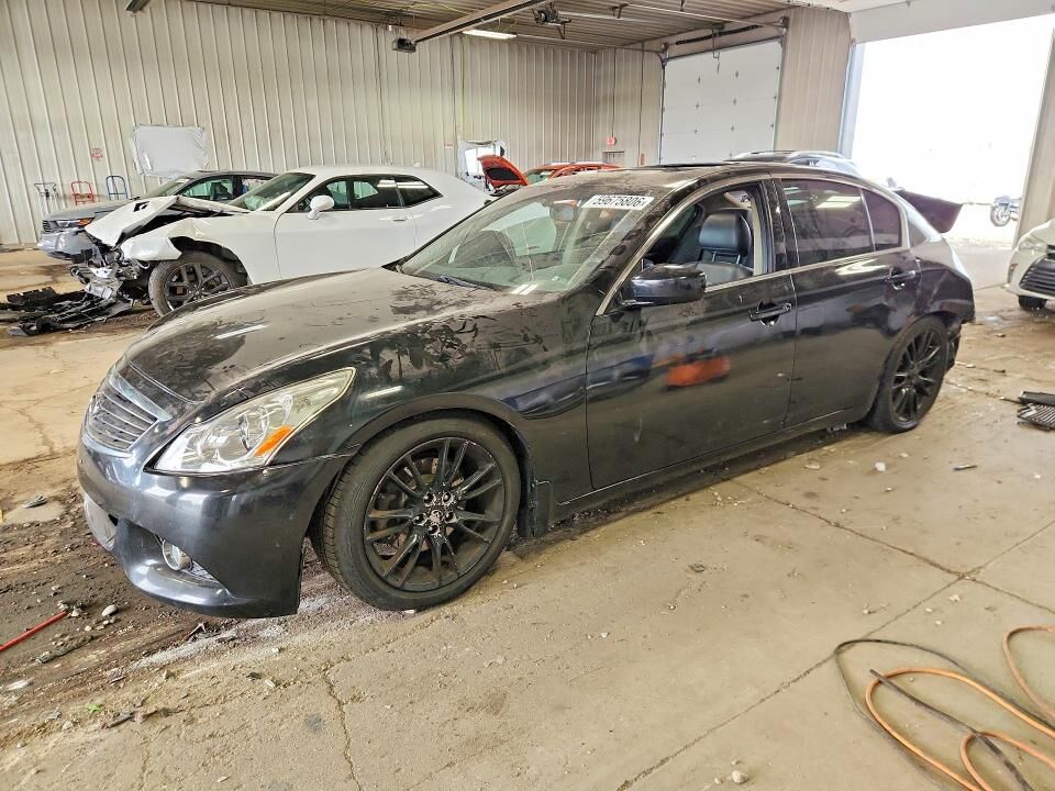 2011 INFINITI G37