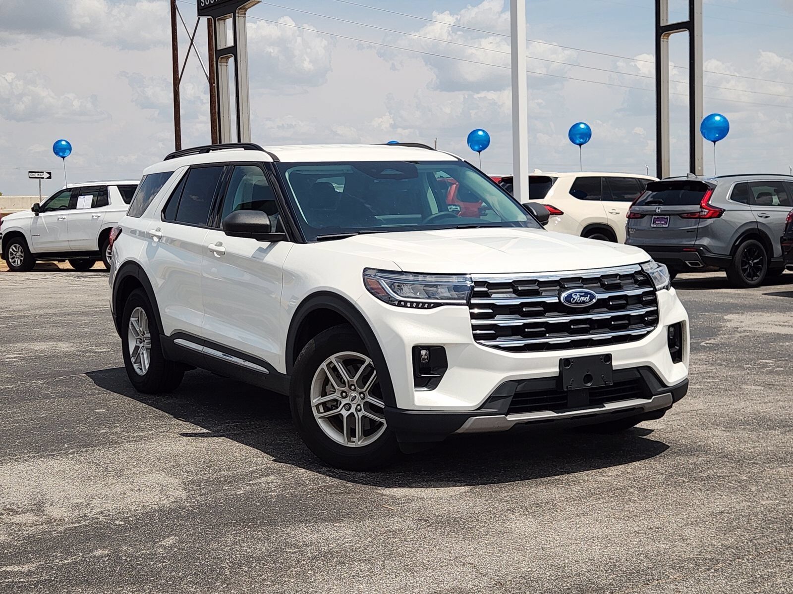 2025 FORD Explorer