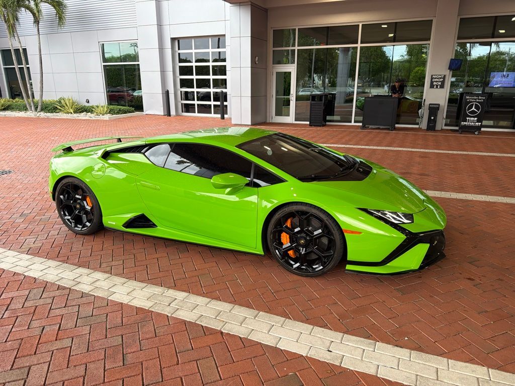 2023 LAMBORGHINI Huracan