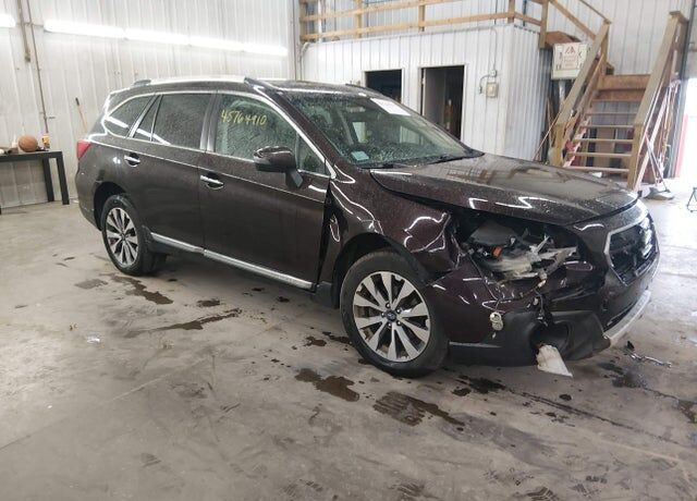 2017 SUBARU Outback