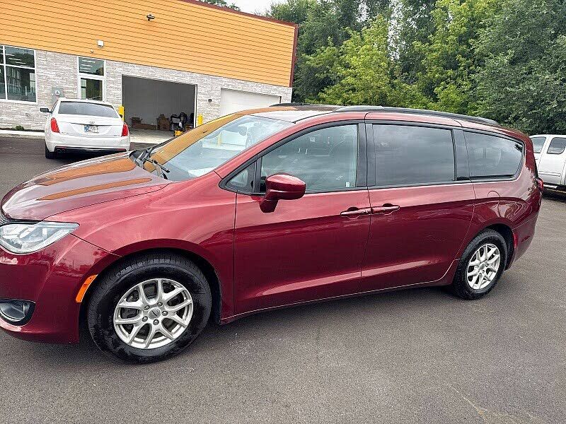 2019 CHRYSLER Pacifica