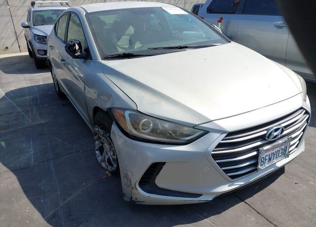 2018 HYUNDAI Elantra