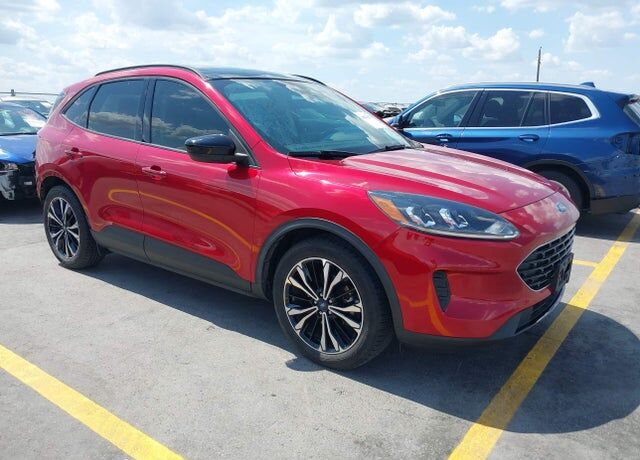 2021 FORD Escape