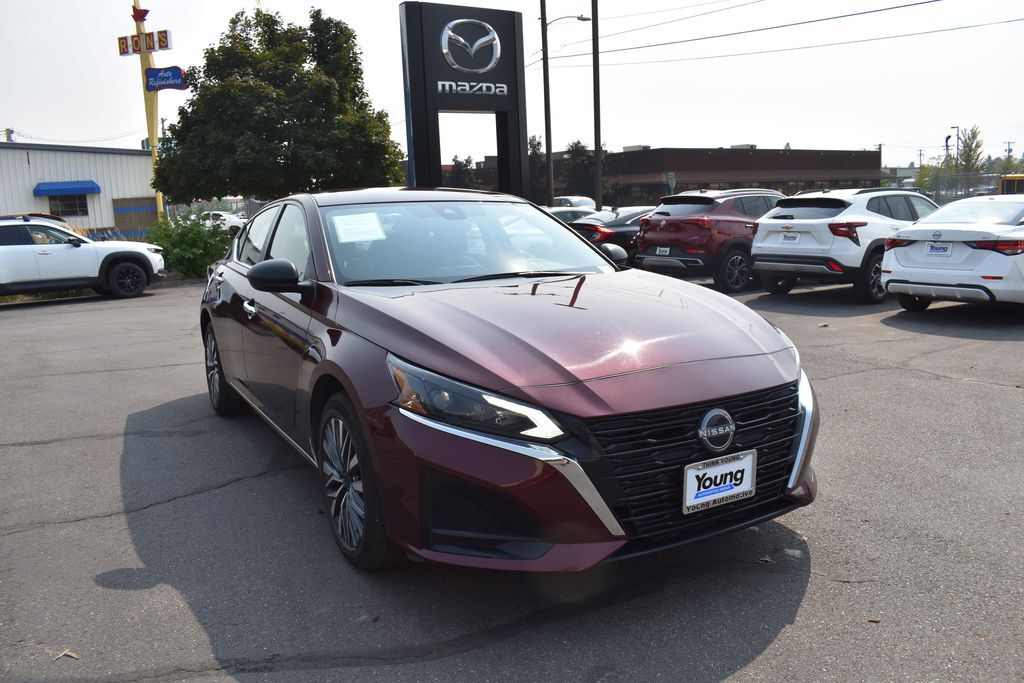 2025 NISSAN Altima