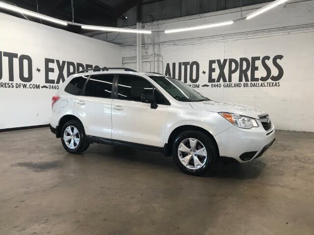 2015 SUBARU Forester