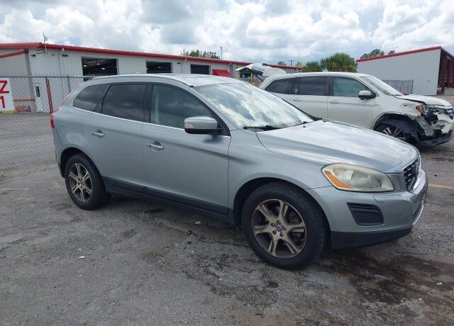2013 VOLVO XC60