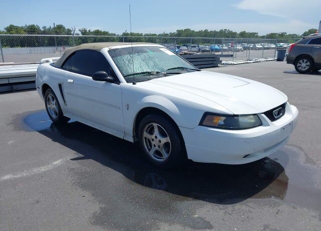 2003 FORD Mustang