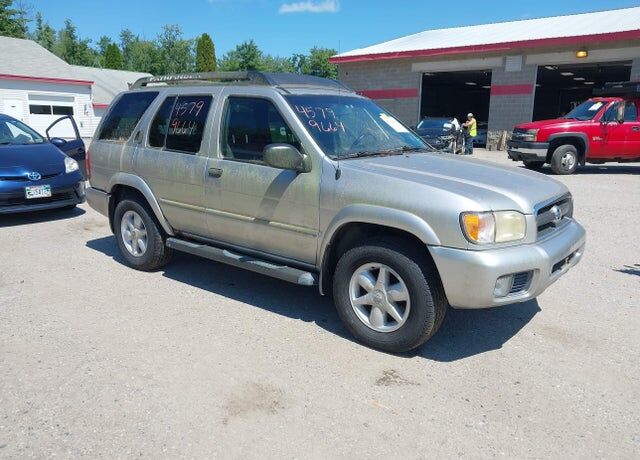 2002 NISSAN Pathfinder