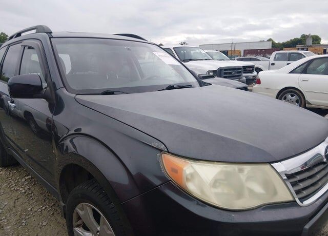 2010 SUBARU Forester