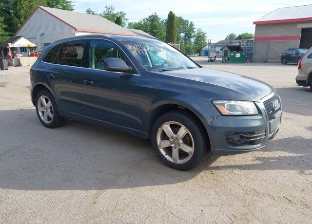 2011 AUDI Q5