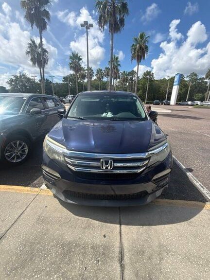 2017 HONDA Pilot