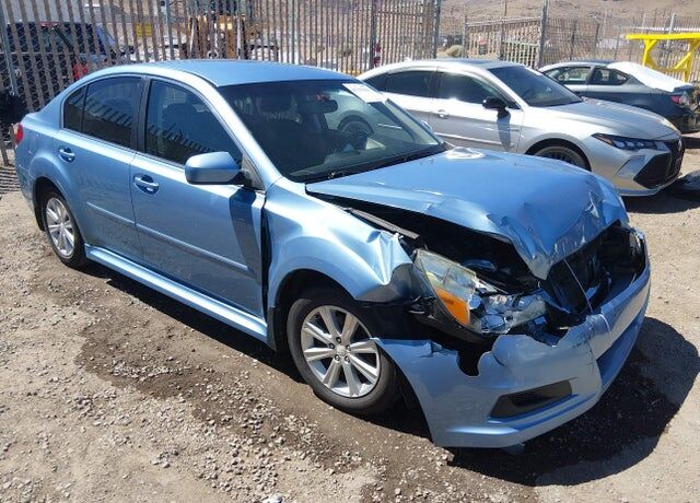 2012 SUBARU Legacy