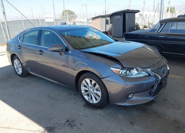 2015 LEXUS ES