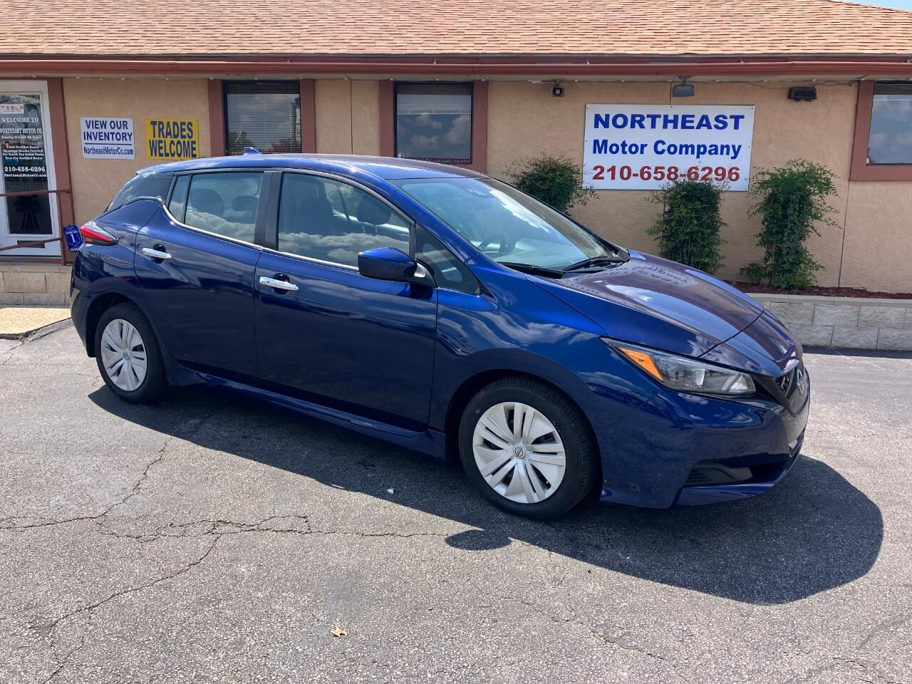 2023 NISSAN Leaf
