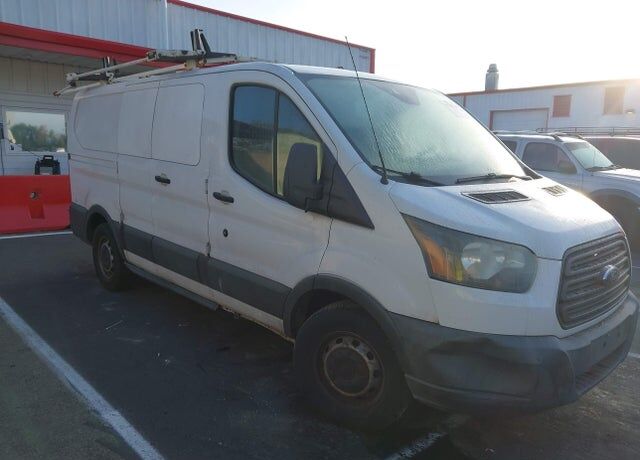 2015 FORD Transit