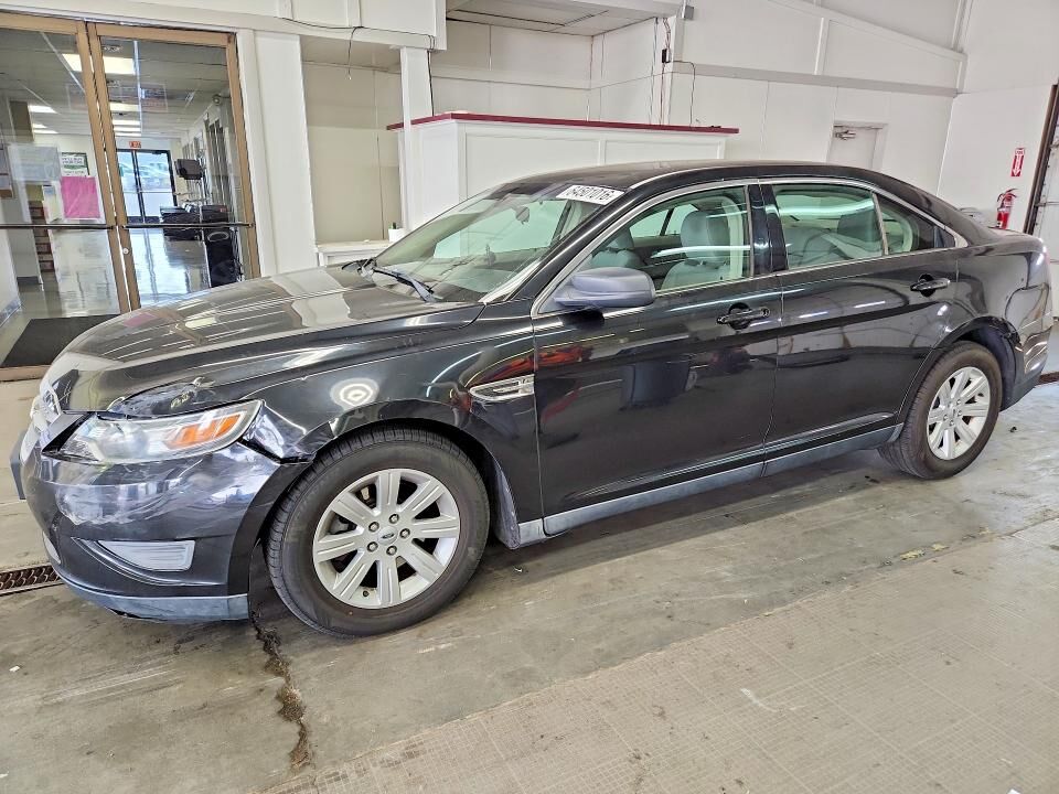 2011 FORD Taurus