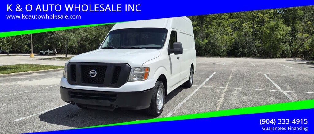2017 NISSAN NV