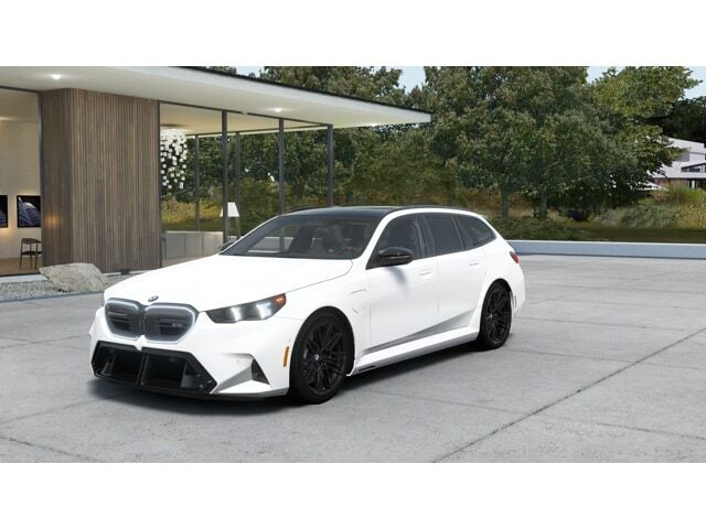 2027 BMW M5