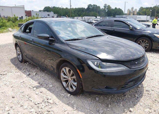 2015 CHRYSLER 200