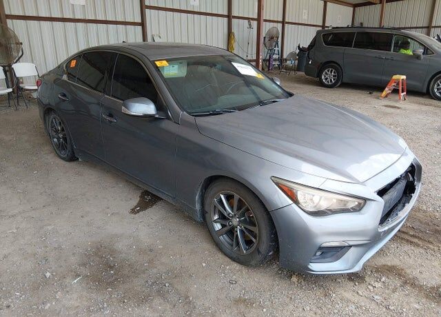 2017 INFINITI Q50