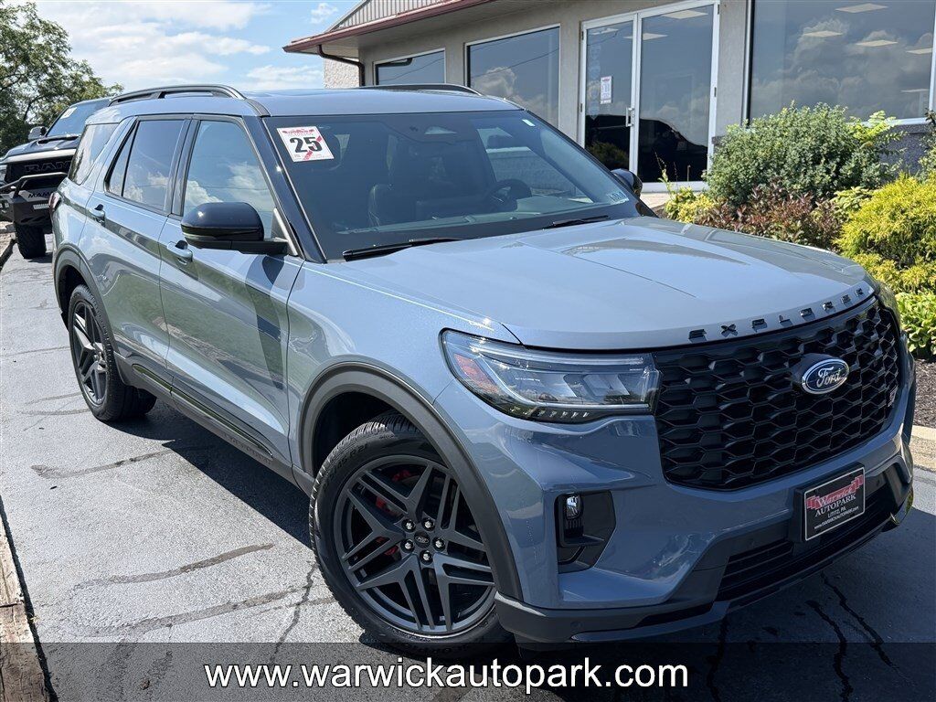 2025 FORD Explorer