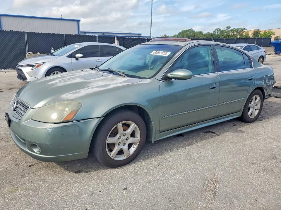 2005 NISSAN Altima