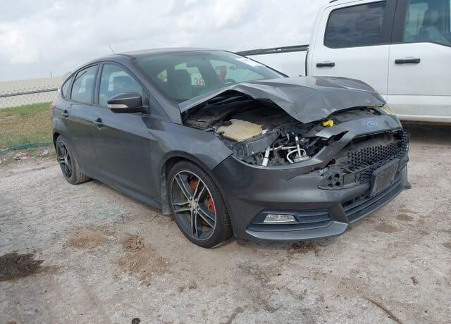 2016 FORD Focus