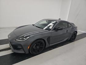 2025 TOYOTA GR86