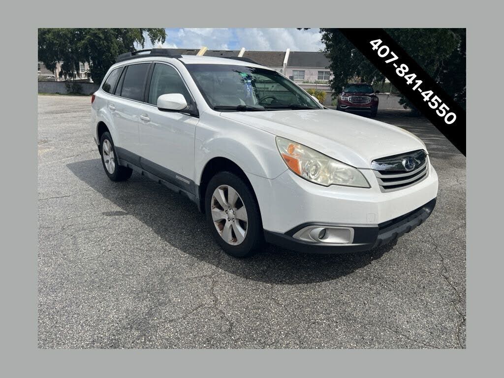 2011 SUBARU Outback